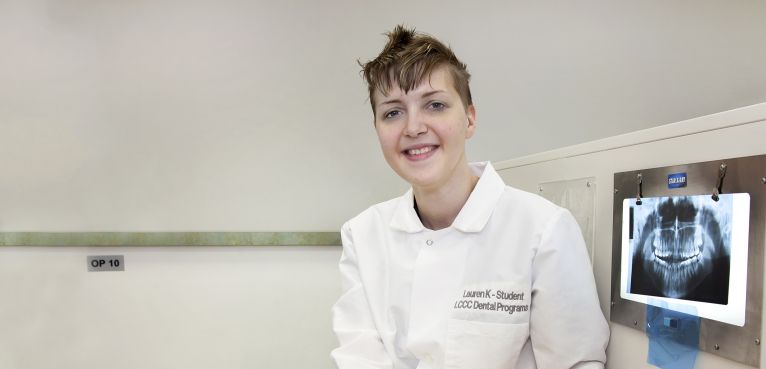 Photo from lc.edu Kelly was the first in the history of L&C’s Dental Hygiene program to be selected as a district student delegate to attend the American Dental Hygienists Association (ADHA) Annual Session.